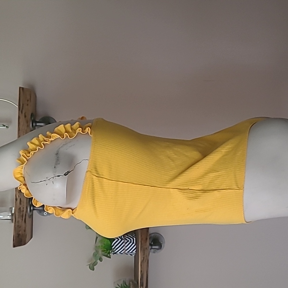 Yellow Frilly Sleeve Bodysuit - Picture 3 of 7